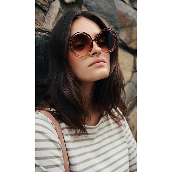 Free People Accessories - NEW Free People Wavy Baby Brown Oversized Round Retro Statement Sunglasses